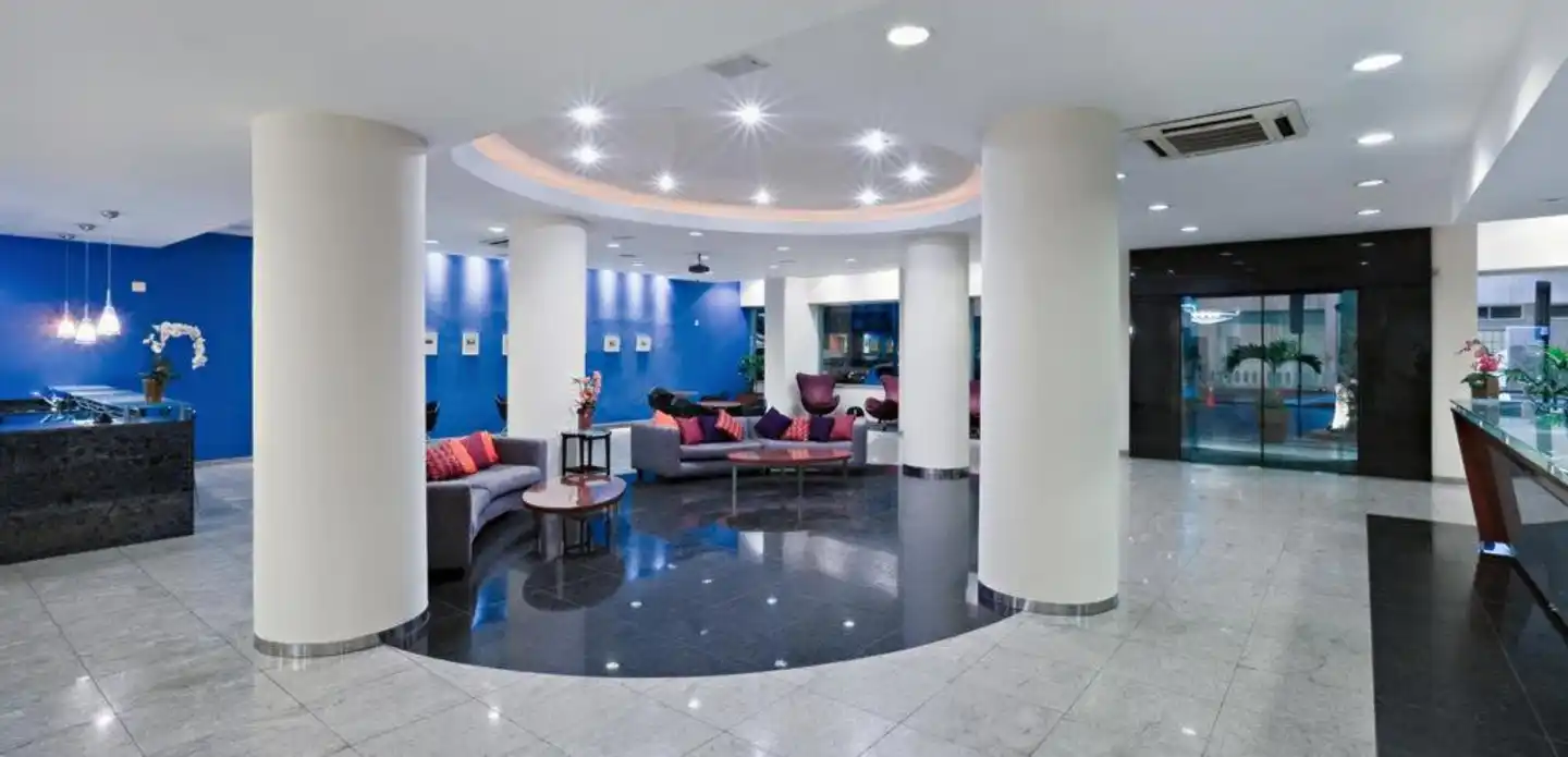 Regency Park Hotel Lobby