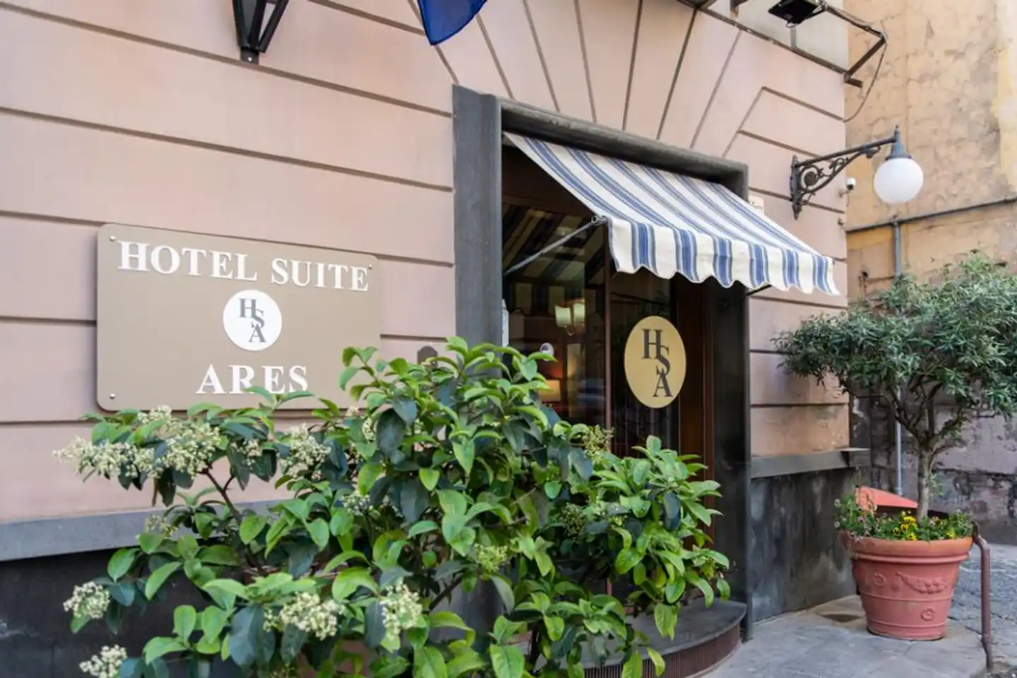 Hotel Suite Ares Aussenansicht