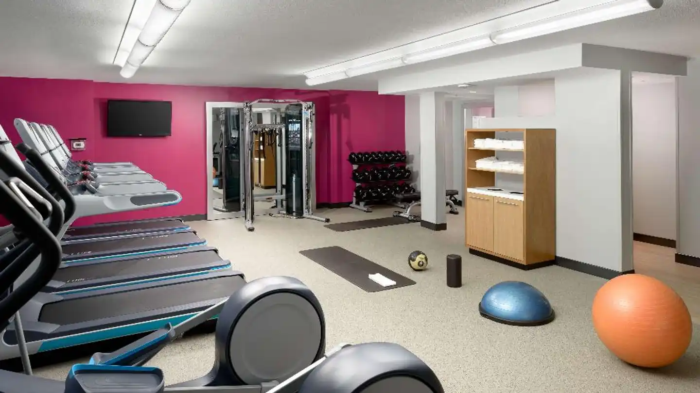 Hilton Woodland Hills/ Los Angeles Sport und Entertainment