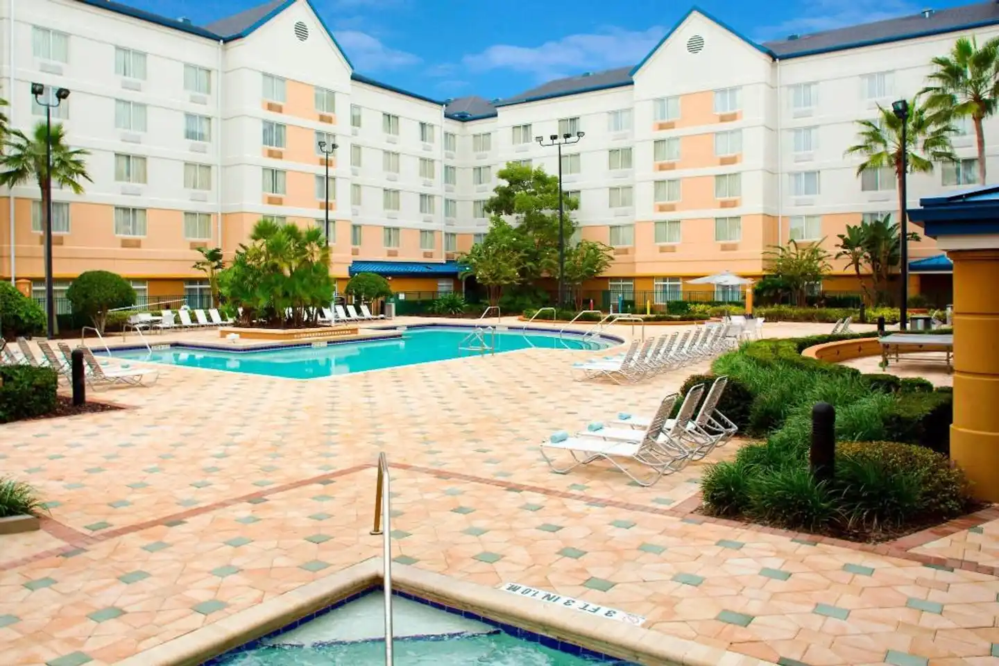 Fairf. I&S Lake Buena Vista Marriott Vill. Aussenansicht