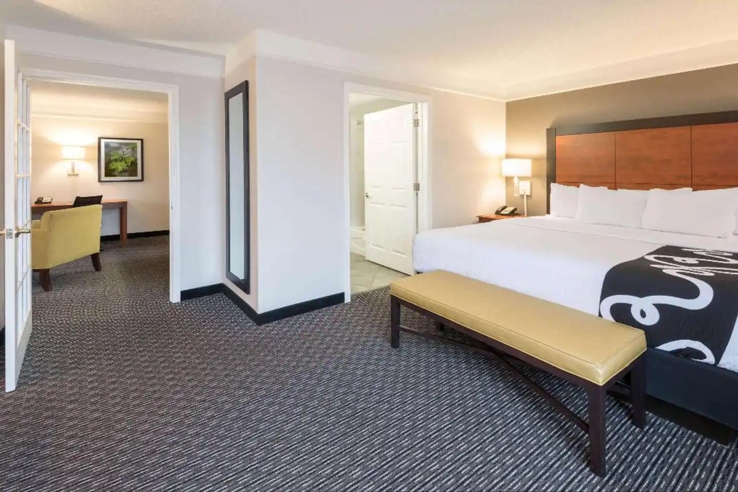 La Quinta Inn & Suites by Wyndham San Antonio Riverwalk Wohnbeispiel