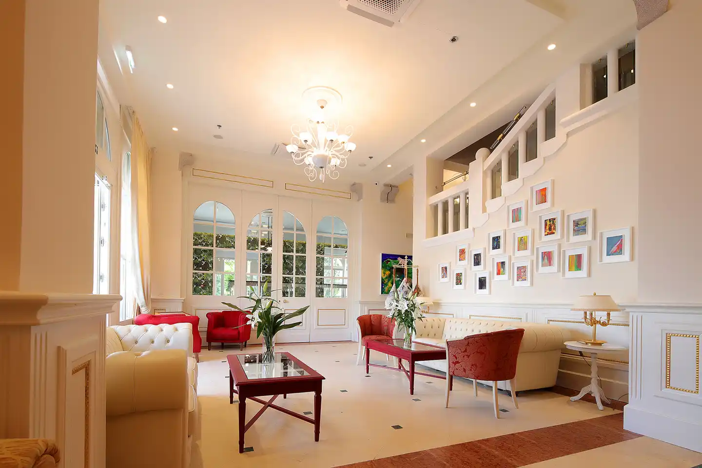 Arbiana Hotel Lobby