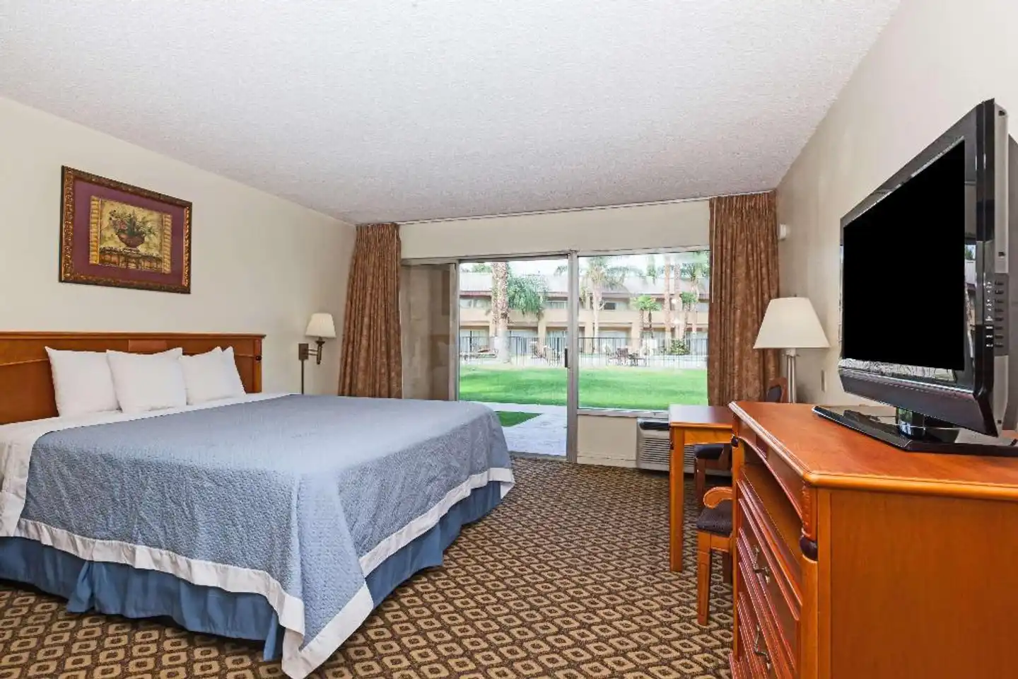 Days Inn by Wyndham Bakersfield Wohnbeispiel