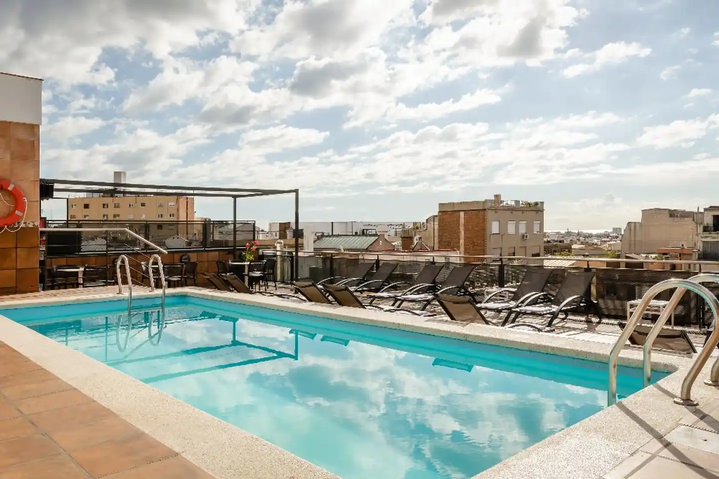 Petit Palace Eixample Pool