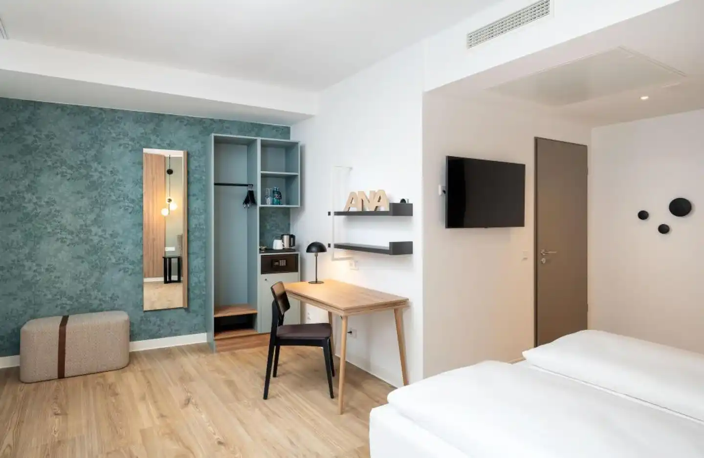 elaya hotel regensburg city center Wohnbeispiel