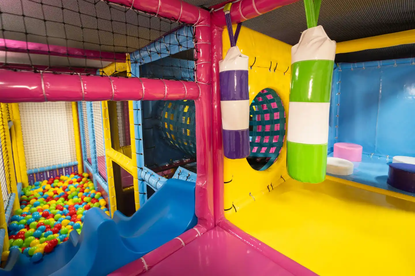 Family Apartments by ASTORIA Hotel & Medical Spa Sport und Entertainment