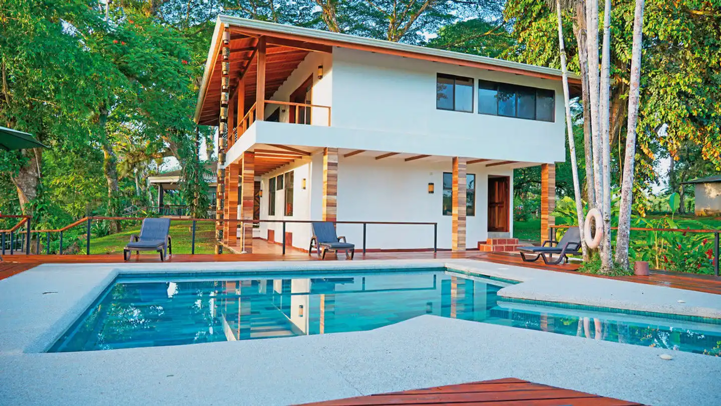 Hacienda Caño Negro Pool