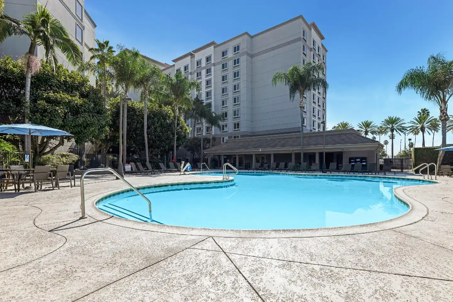 Sonesta Anaheim Resort Area Pool