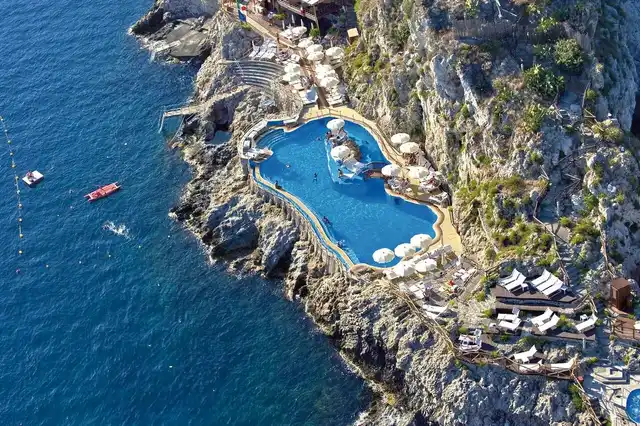 UNAHOTELS Capotaormina Pool