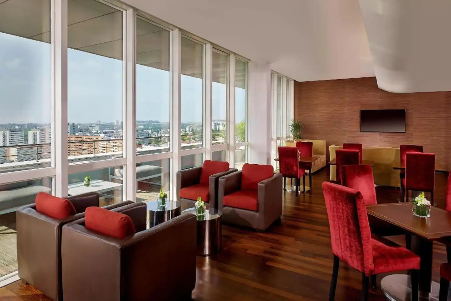 Sheraton Porto Hotel & Spa Bar