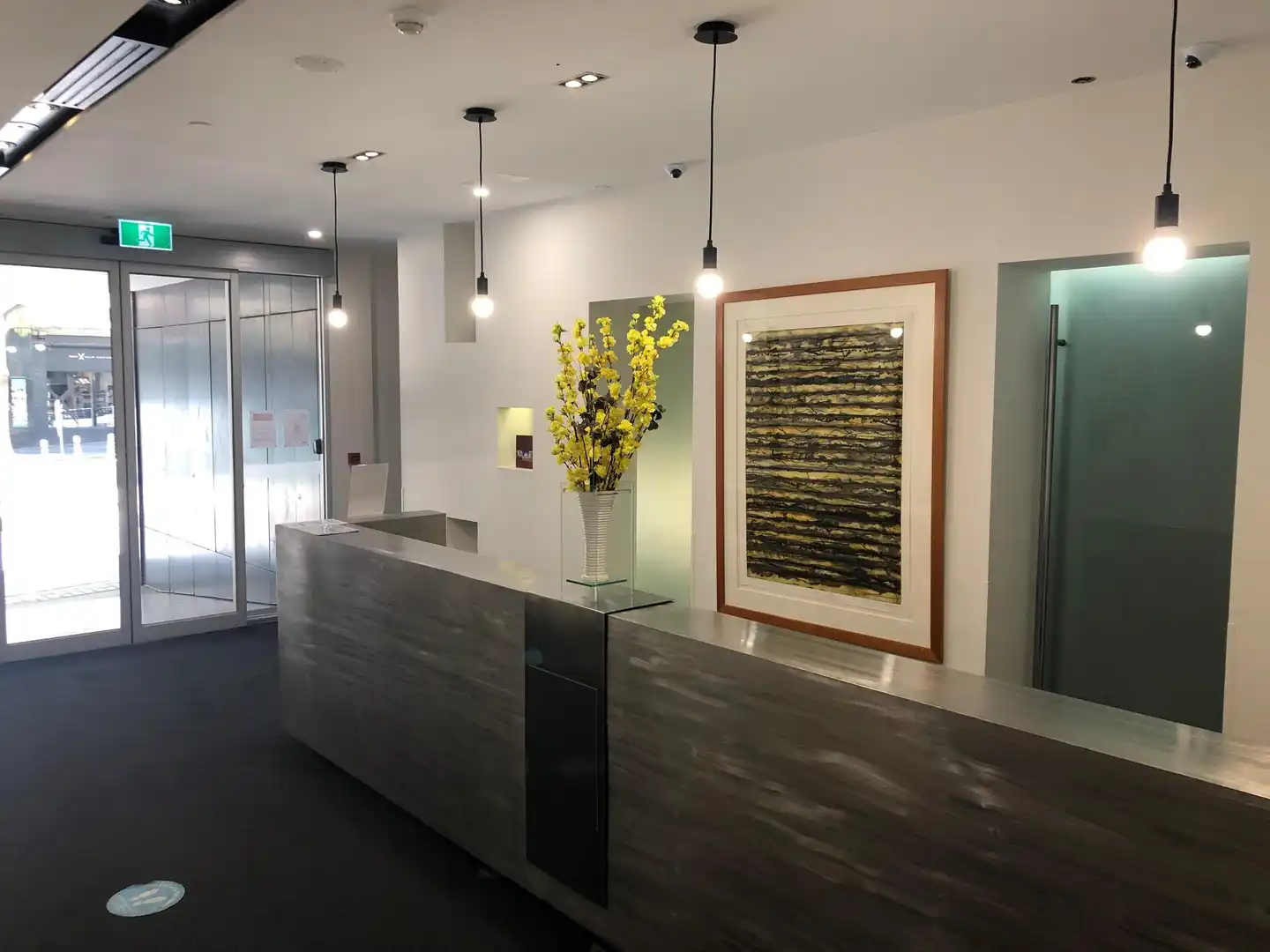 Melbourne CBD Central Apartment Hotel Lobby