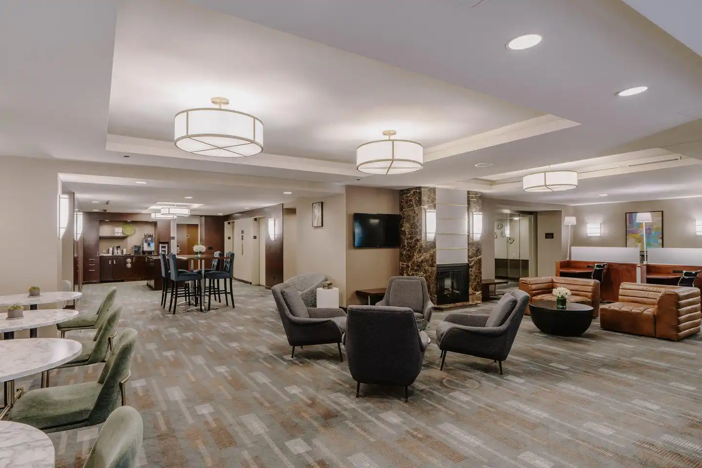 Club Quarters, Wacker At Michigan Lobby