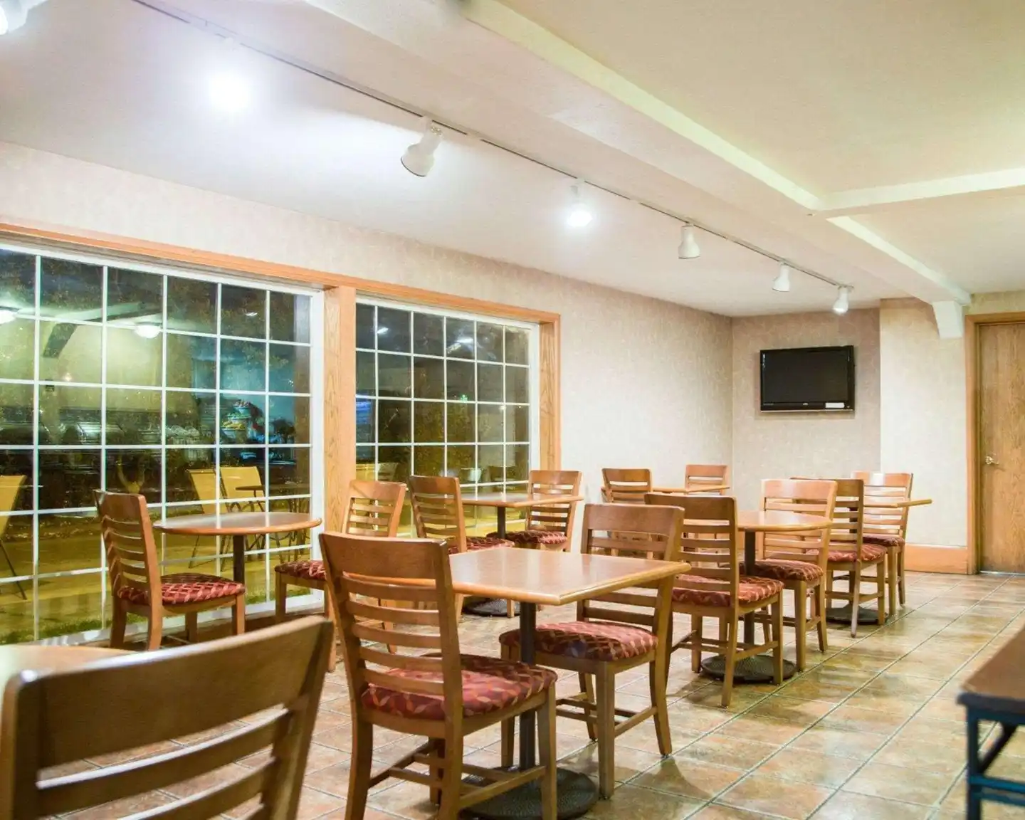 Wingate by Wyndham Anchorage Downtown/Ship Creek Restaurant