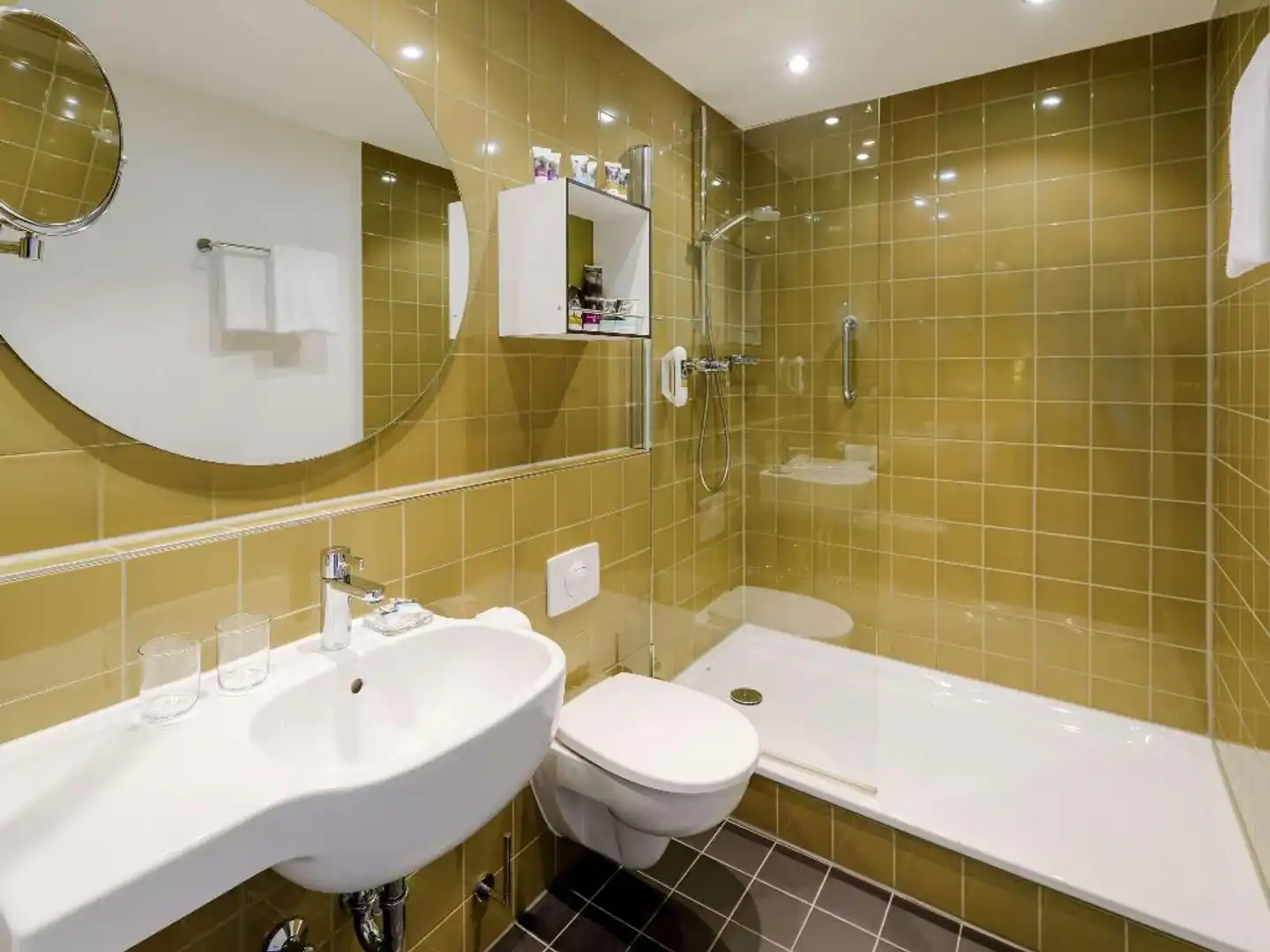 Congress Hotel Mercure Nuernberg an der Messe Badezimmer