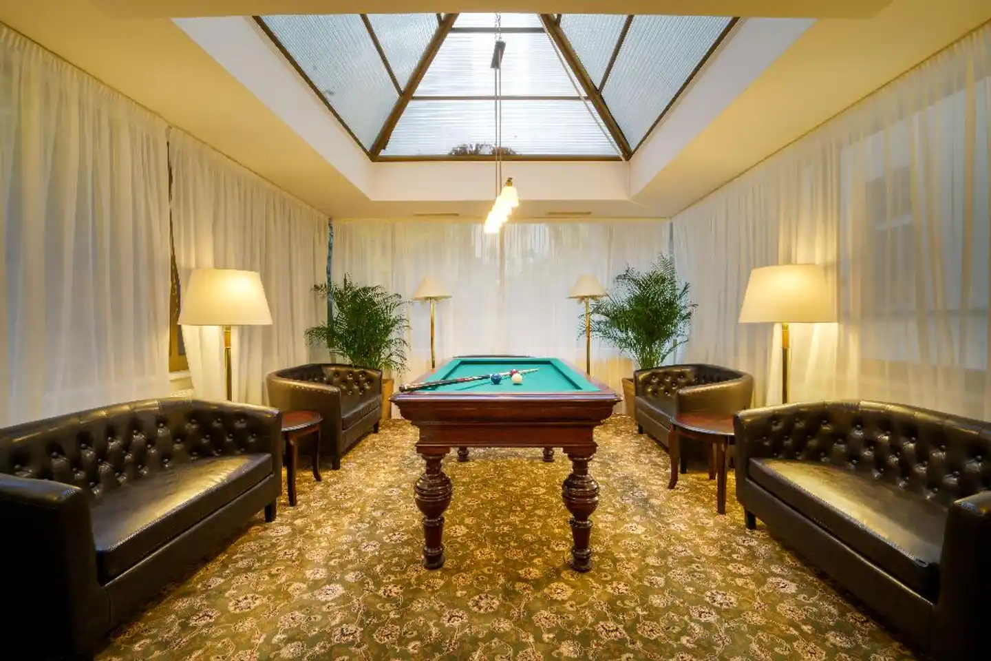 Saint George Lobby