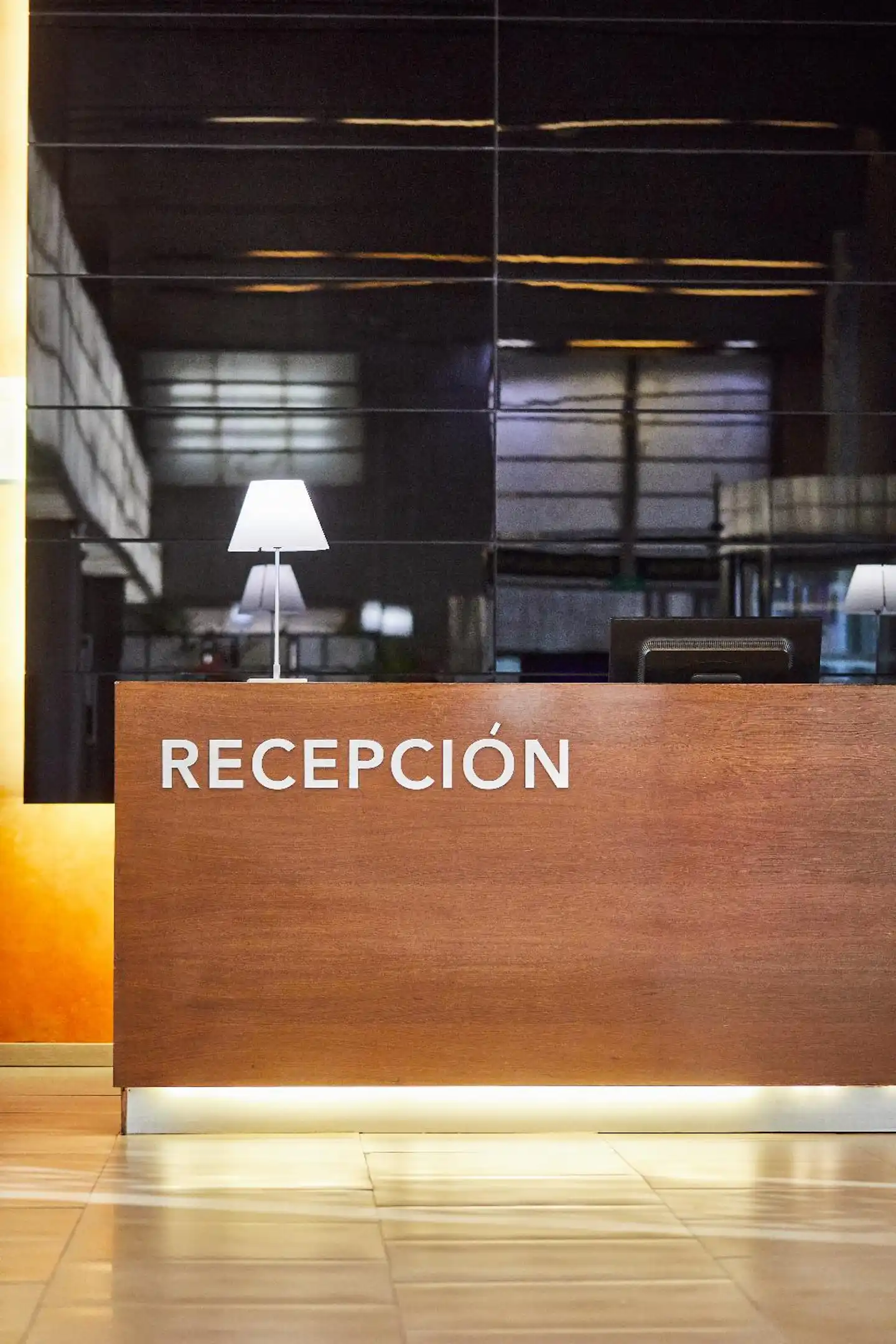 Silken Puerta Valencia Lobby