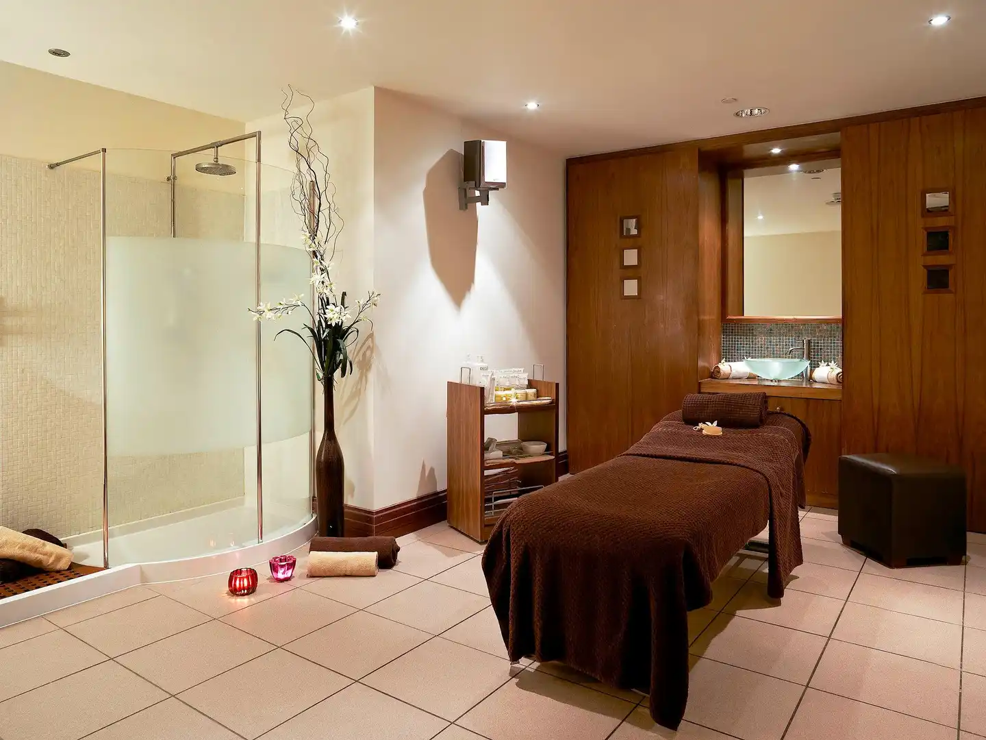 Holland House Hotel Cardiff By Sunday Wellness