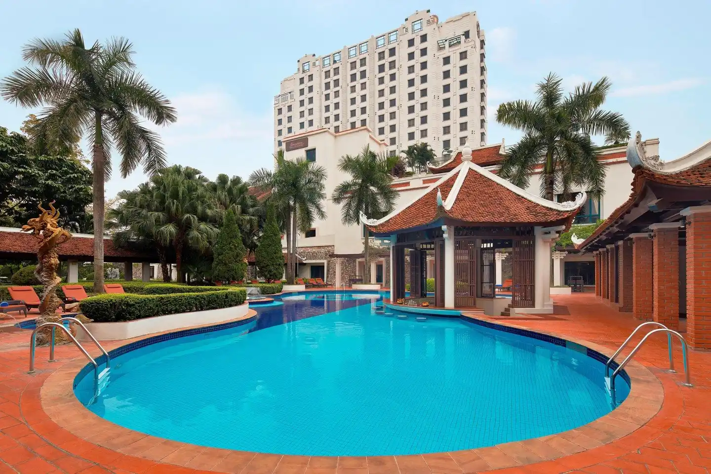 Sheraton Hanoi Pool
