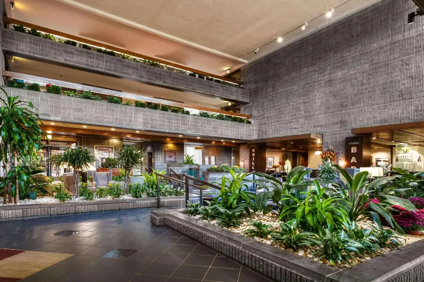 Radisson Hotel Corning Lobby