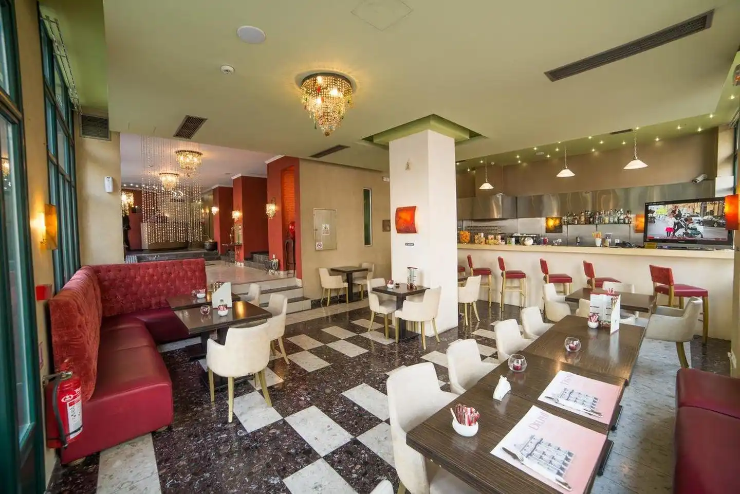 Delphi Art Hotel Restaurant