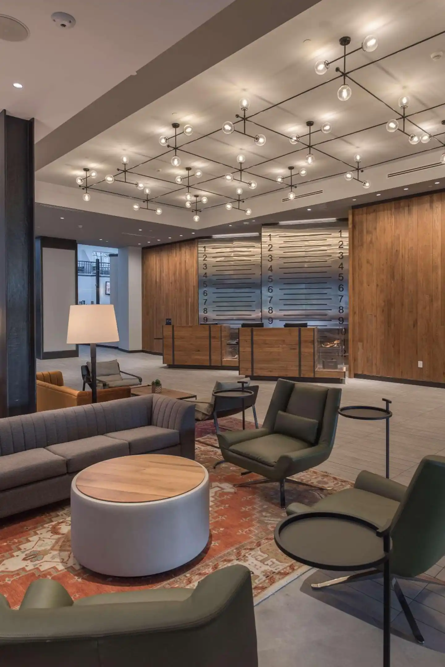 Hilton Woburn Lobby