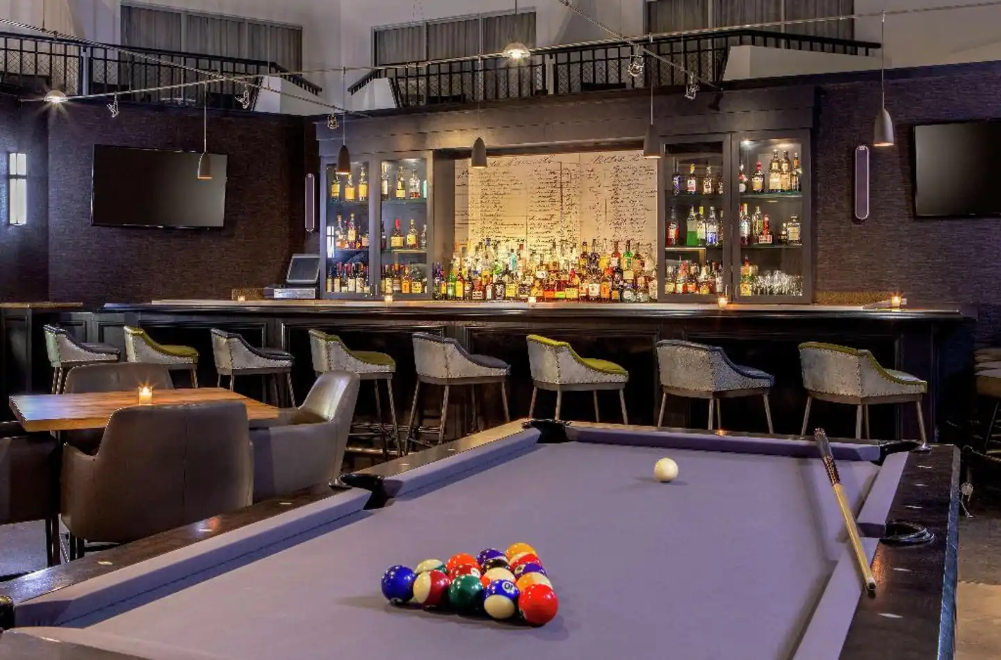 Hilton Woburn Bar