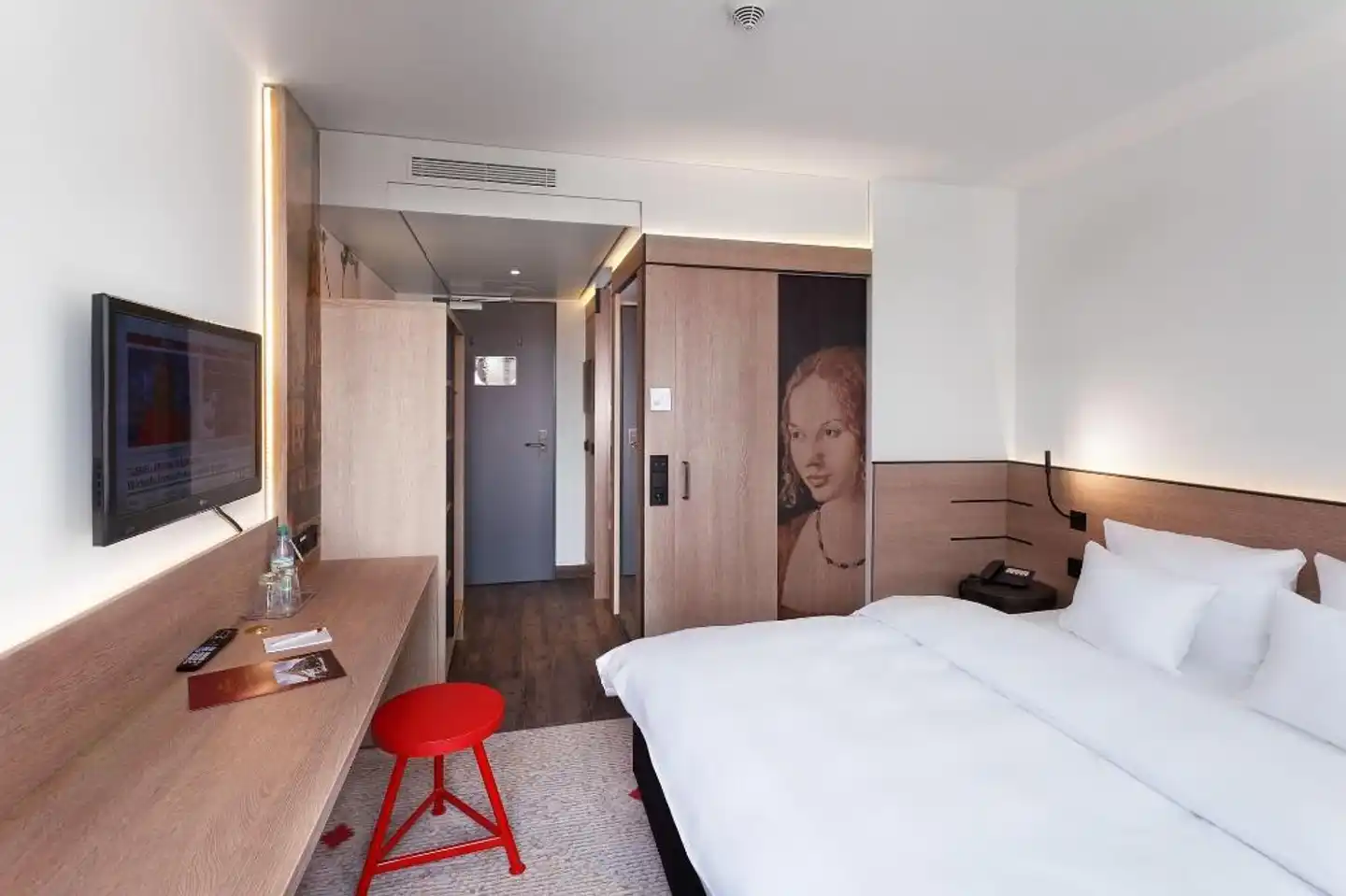 Sorat Hotel Saxx Nürnberg Wohnbeispiel