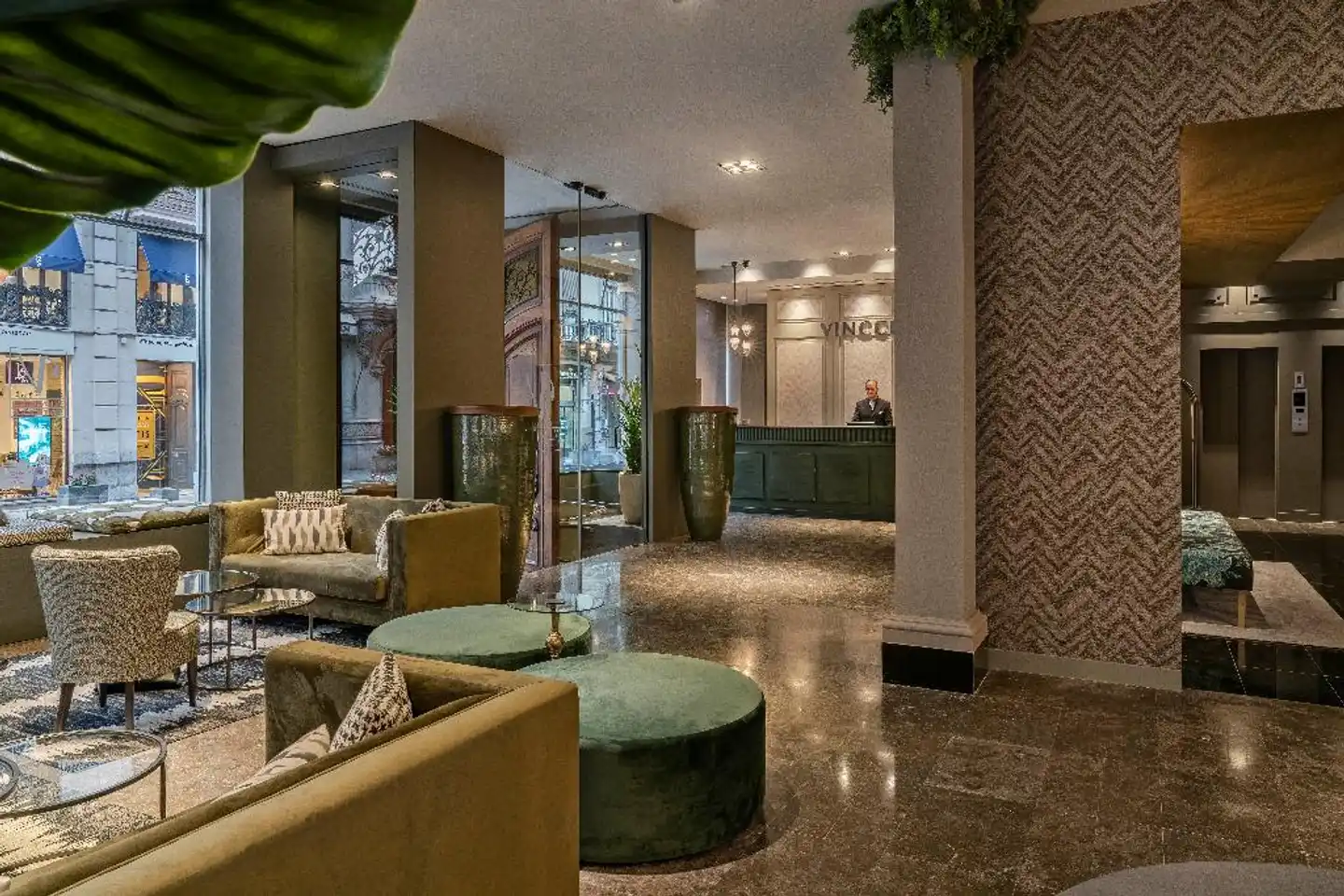 Vincci Palace Lobby