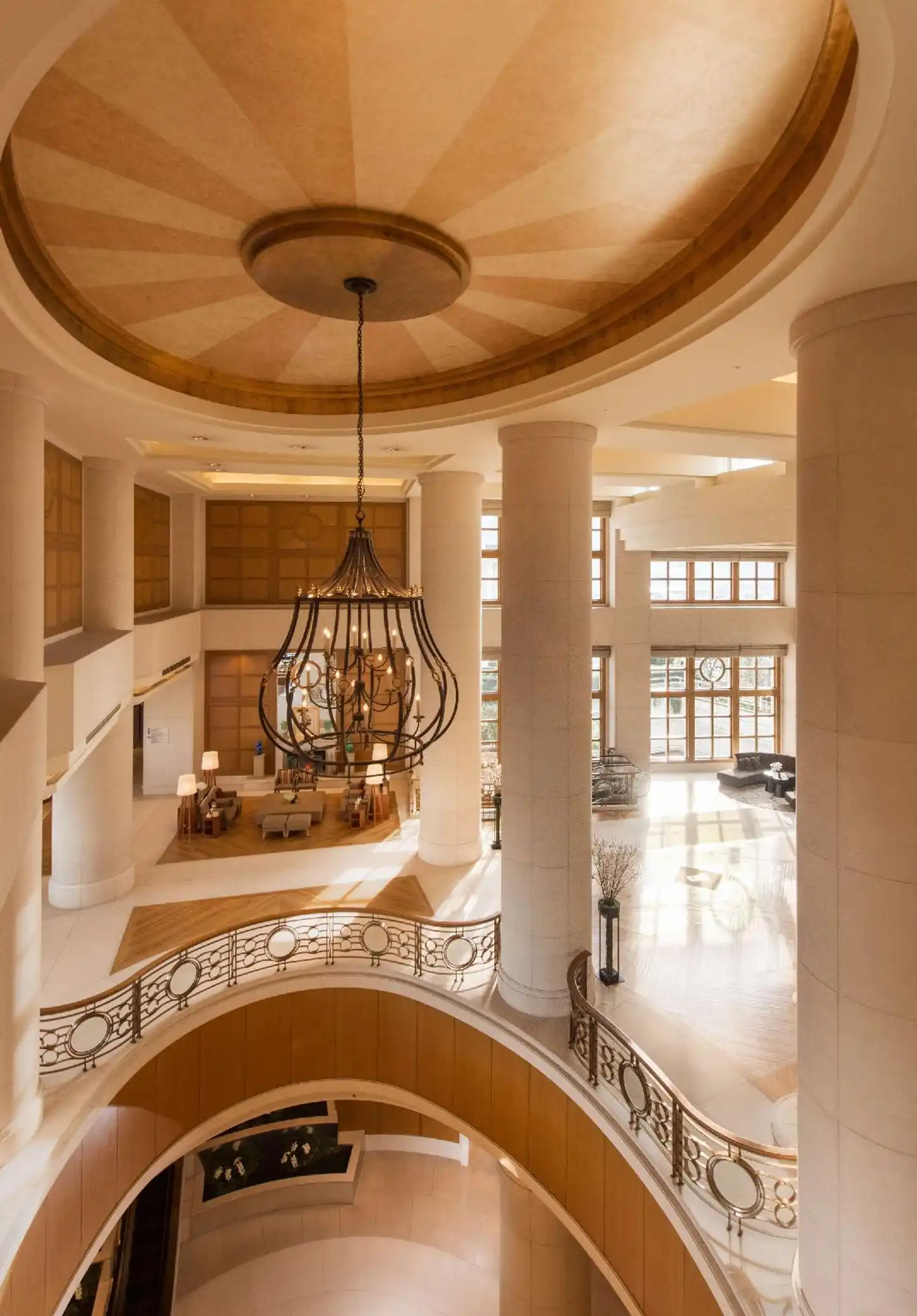 Hilton Tokyo Odaiba Lobby