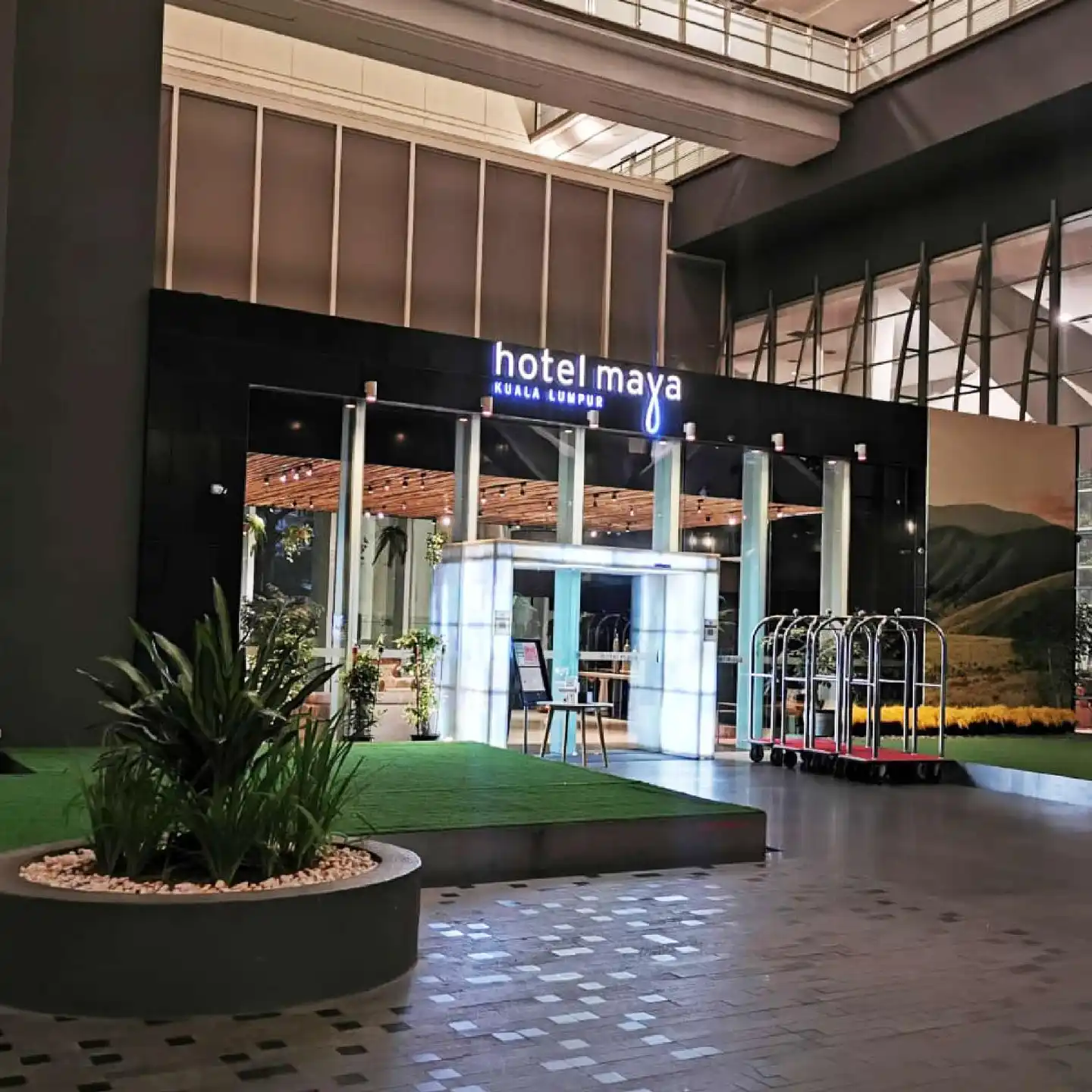 Maya Kuala Lumpur Lobby