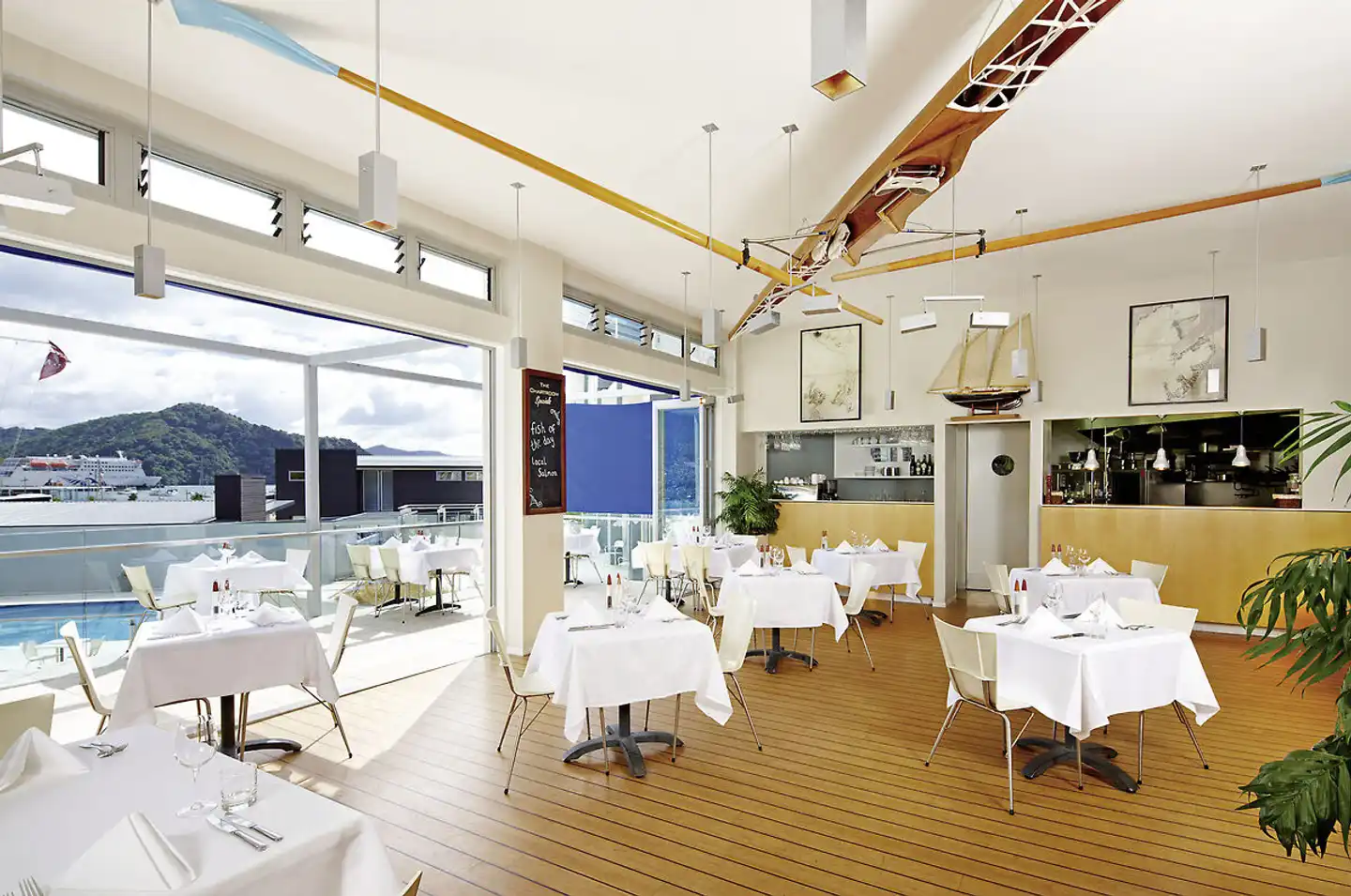 Yacht Club Hotel Picton Restaurant