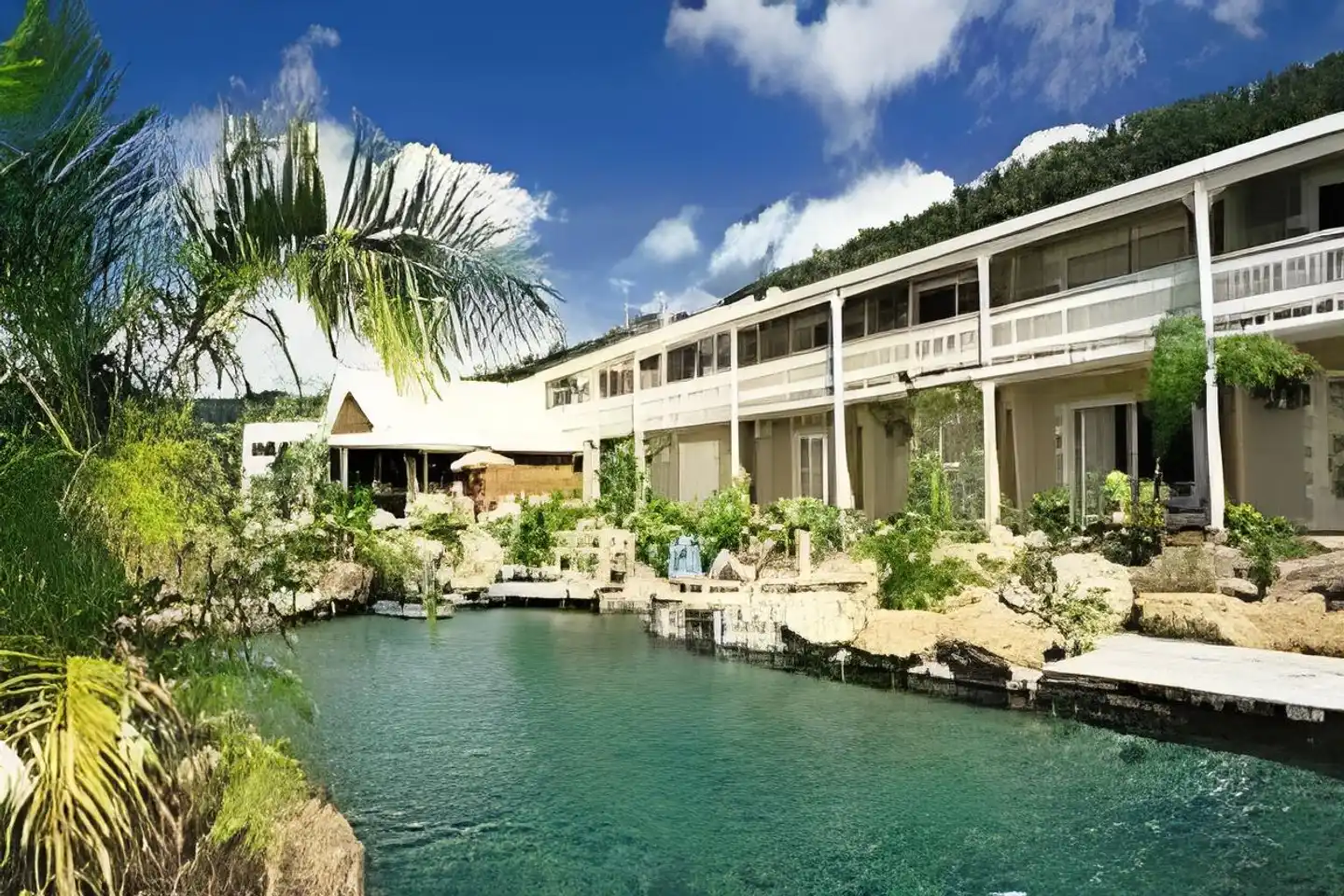 Colonial Palms Motor Inn Aussenansicht