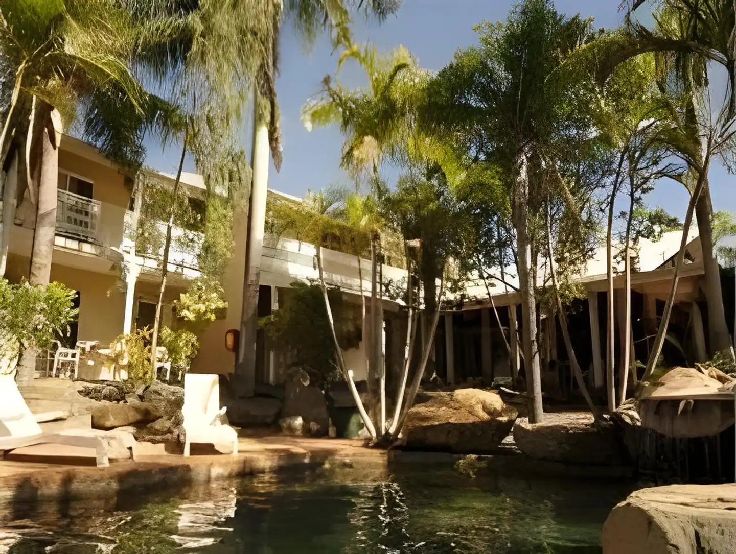 Colonial Palms Motor Inn Garten