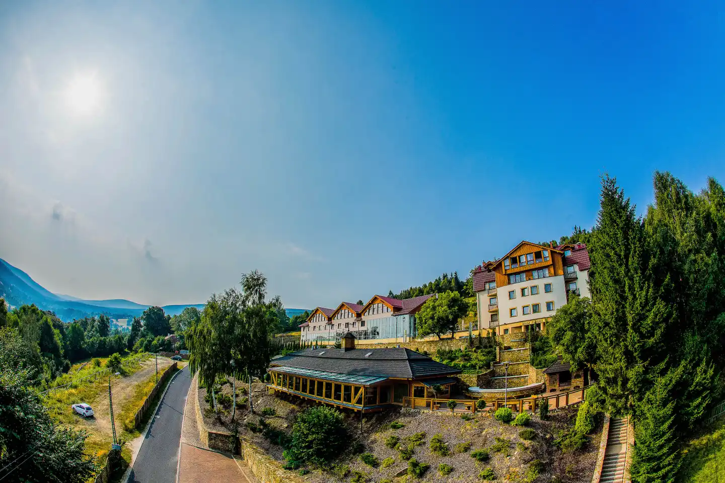 Hotel & Medi-Spa Bia'y Kamie' Landschaft