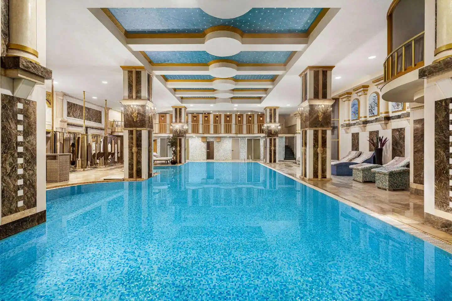 Wyndham Istanbul Old City Hallenbad