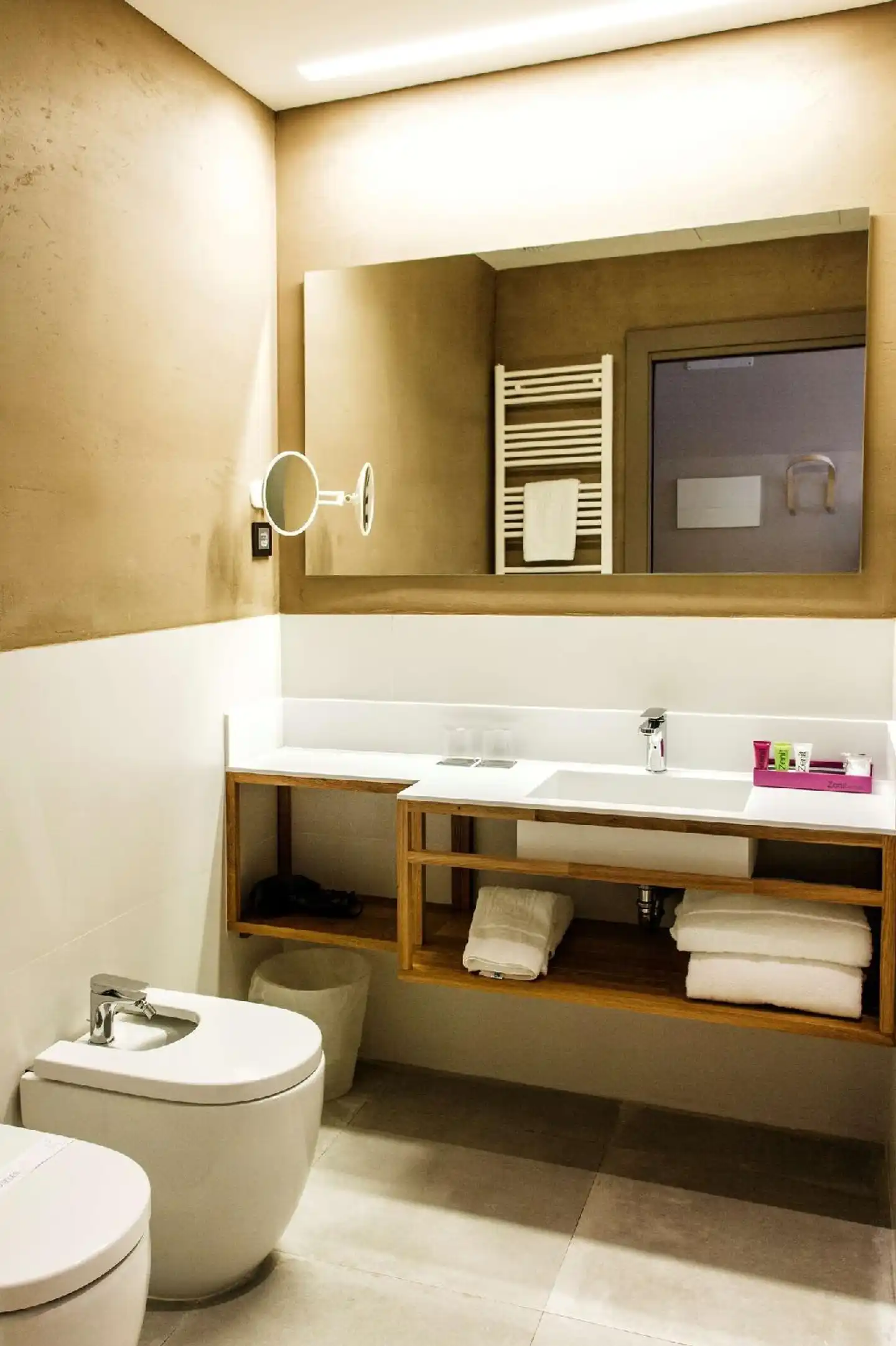 Zenit San Sebastián Badezimmer