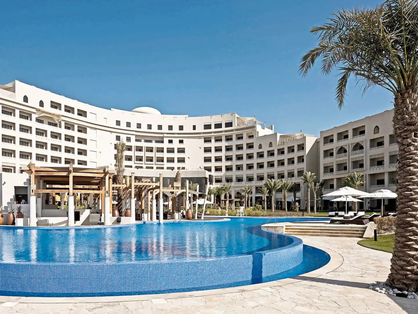 Sofitel Bahrain Zallaq Thalassa Sea & Spa Pool