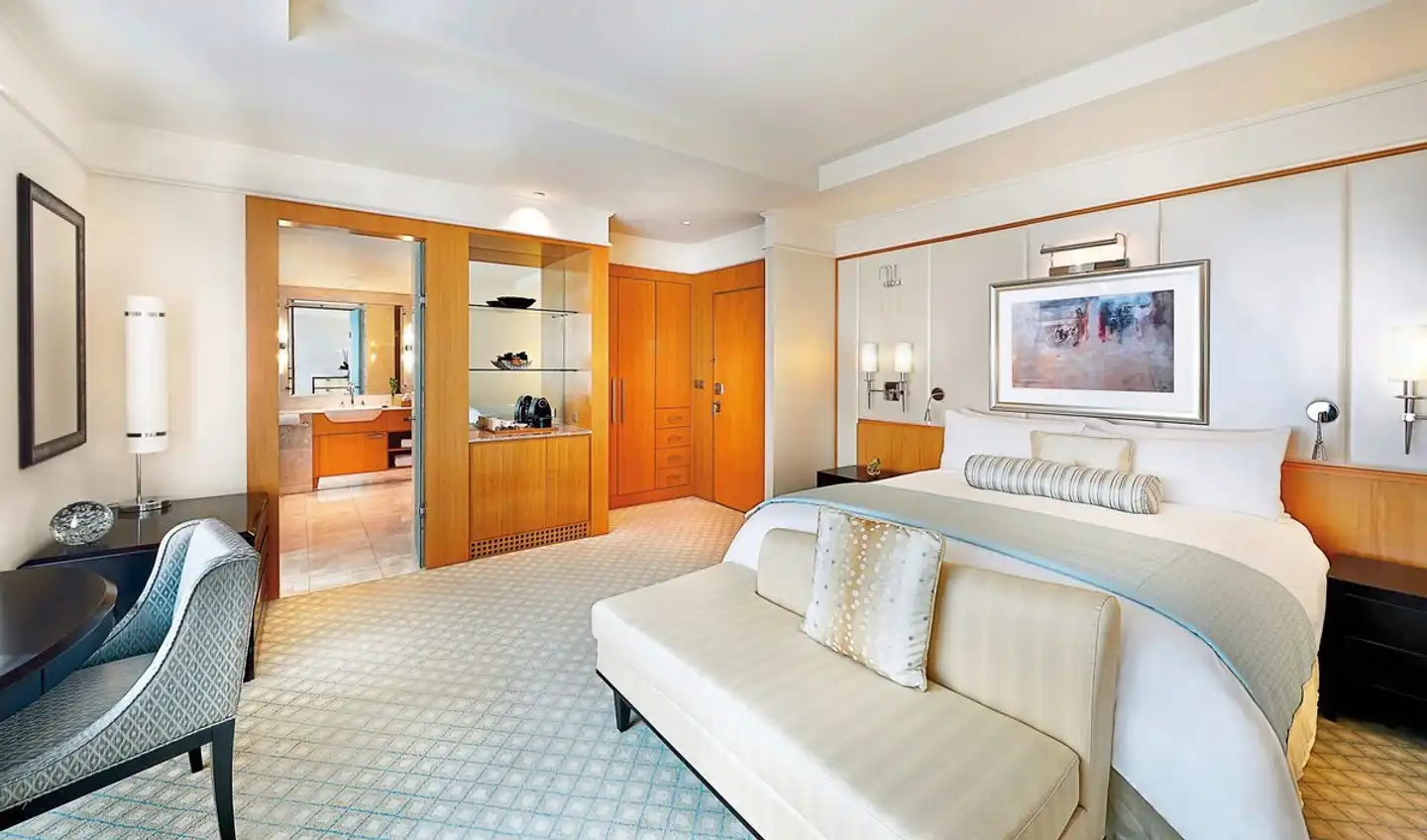 The Ritz-Carlton, Dubai International Financial Centre Wohnbeispiel