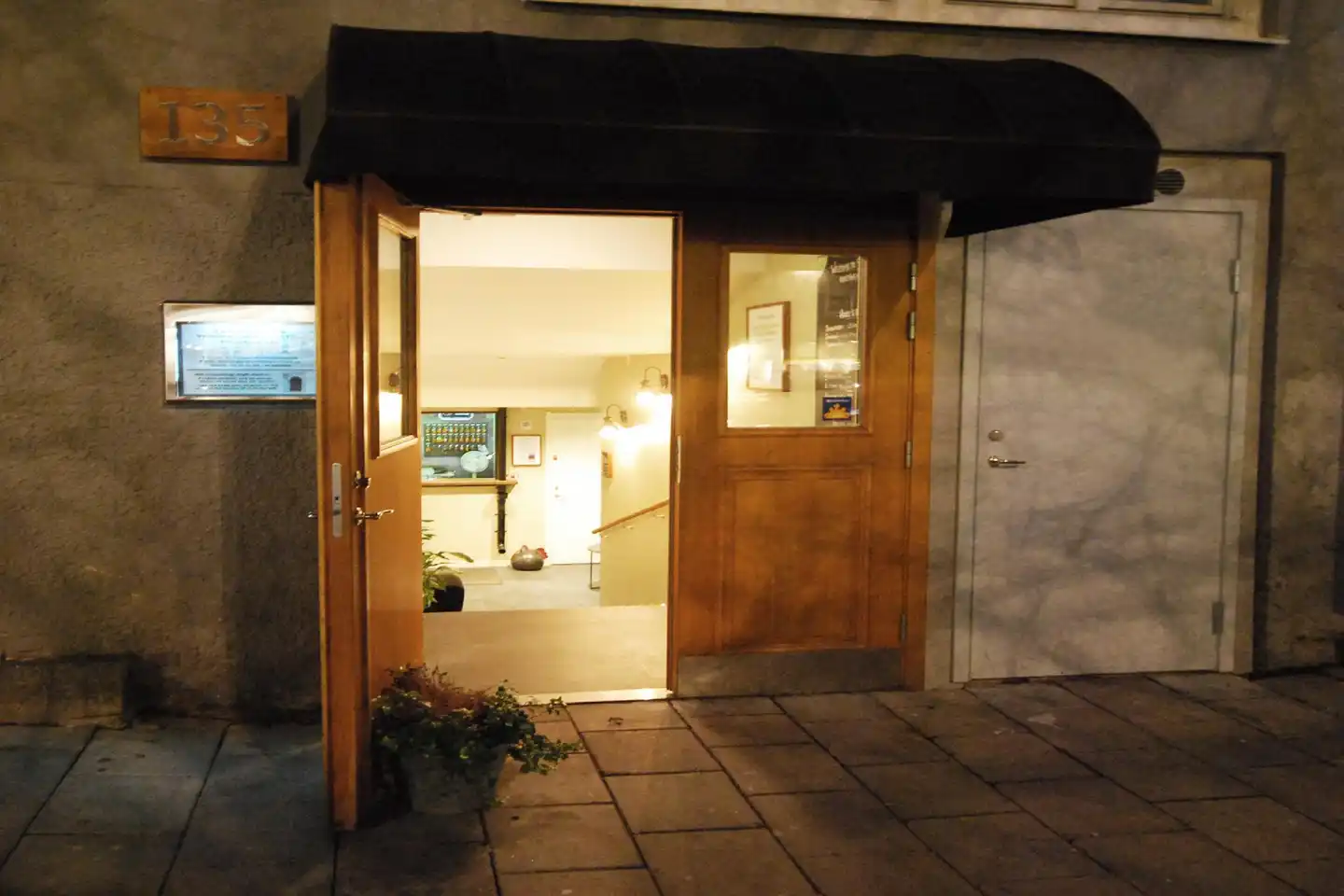 Skanstulls Hostel Lobby