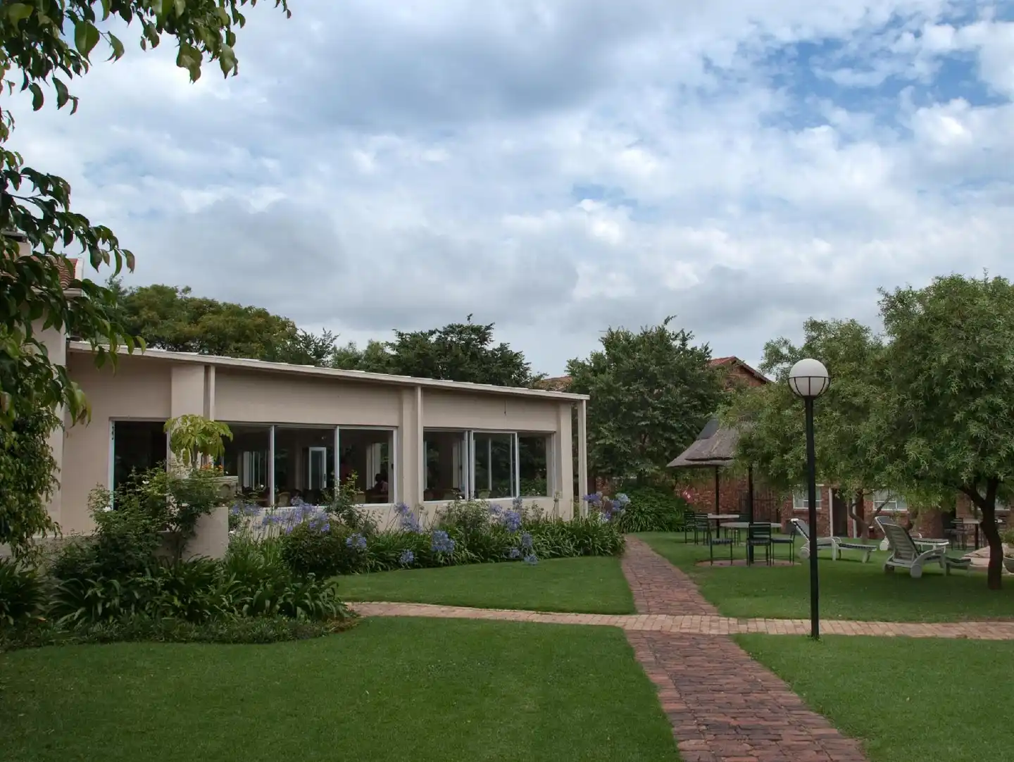 CedarWoods of Sandton Aussenansicht