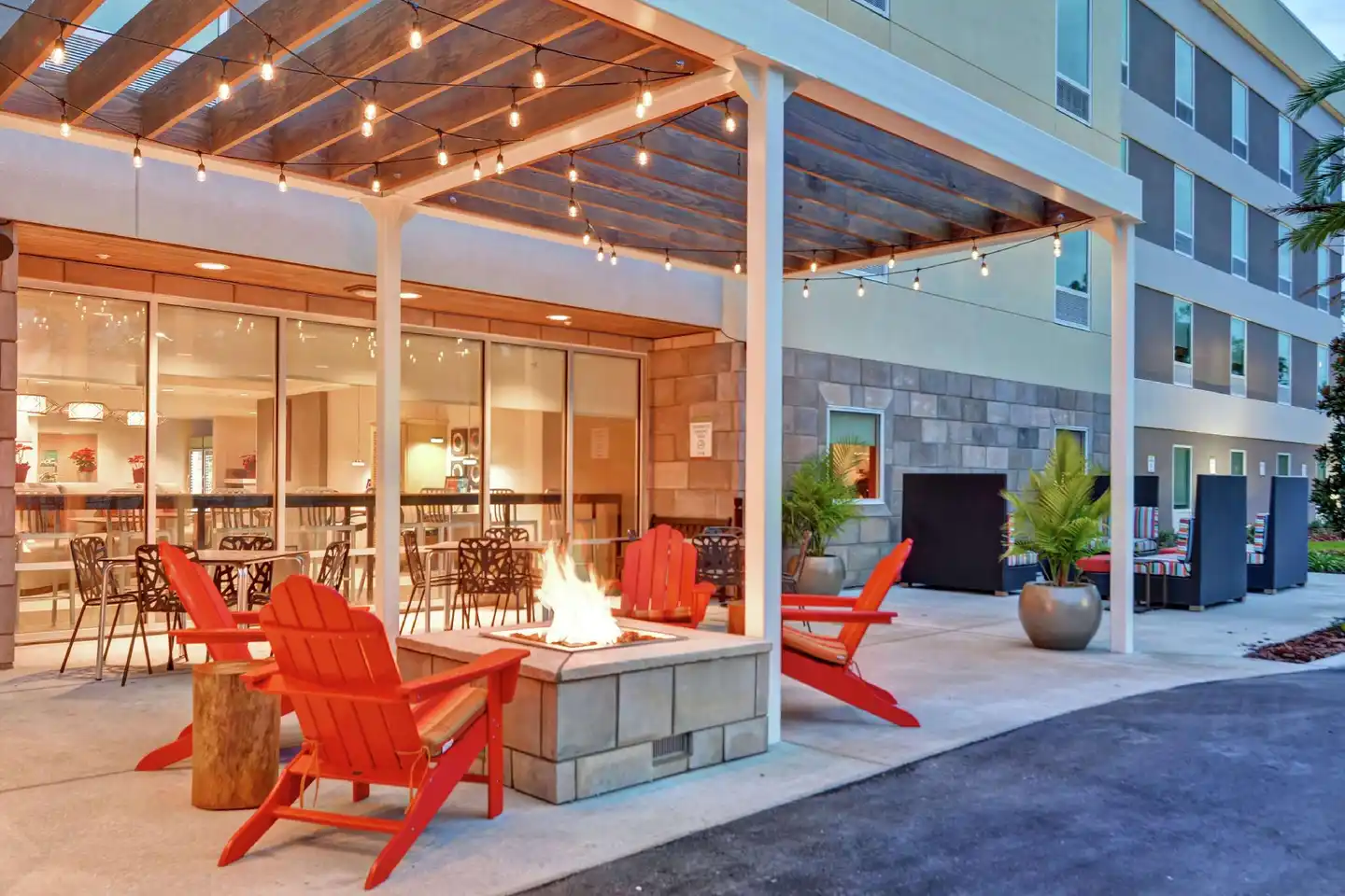 Home2 Suites By Hilton Daytona Beach Speedway Lobby