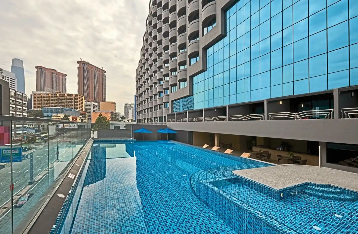 Grand Mercure Kuala Lumpur Bukit Bintang Pool