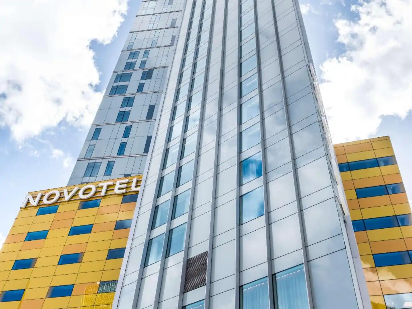 Novotel London Canary Wharf Aussenansicht