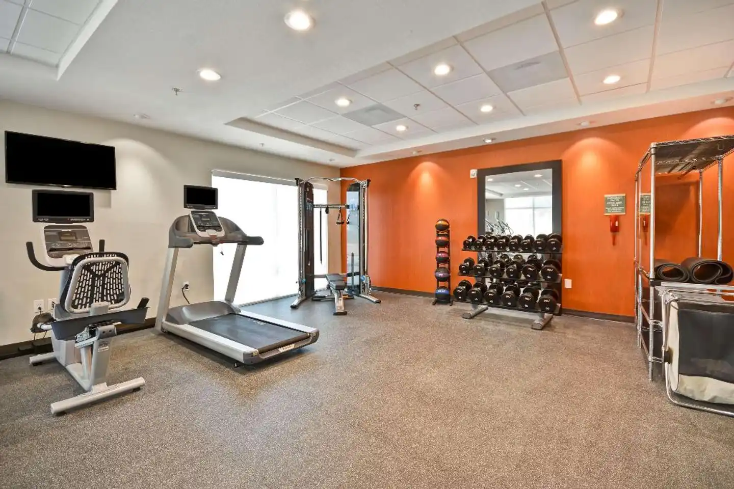 Home2 Suites by Hilton Dallas North Park Sport und Entertainment