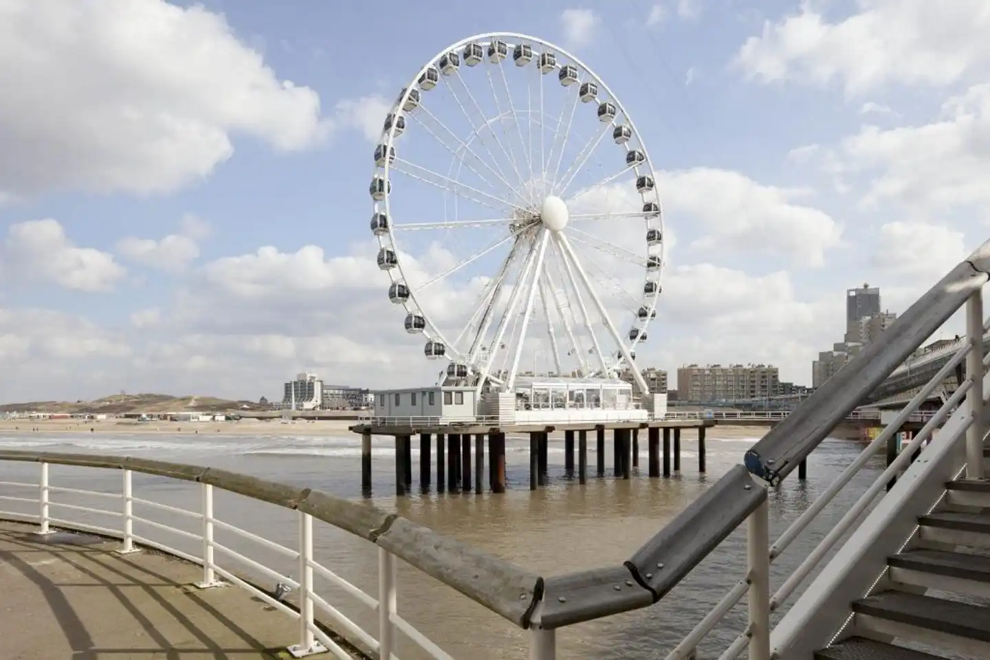 easyHotel The Hague Scheveningen Beach Terrasse
