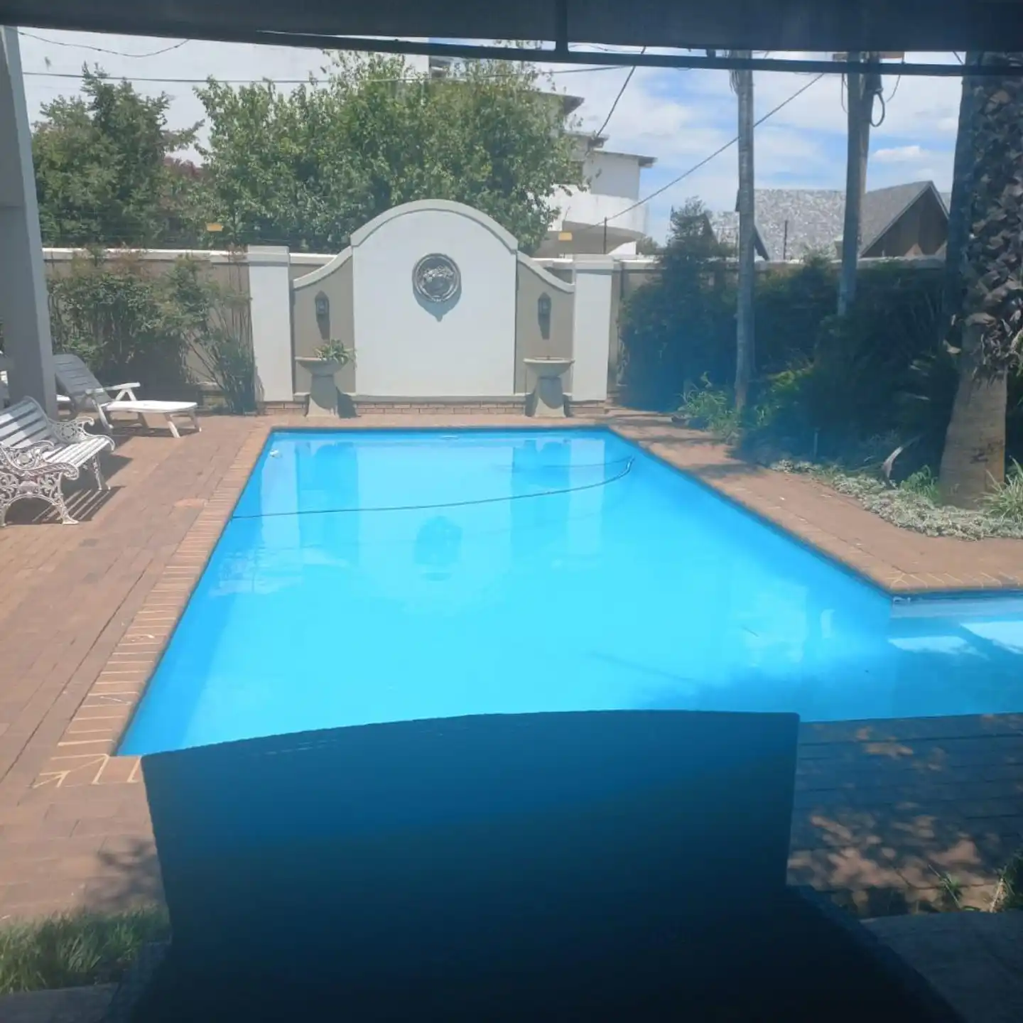 Liza's Cottage Guesthouse Hallenbad