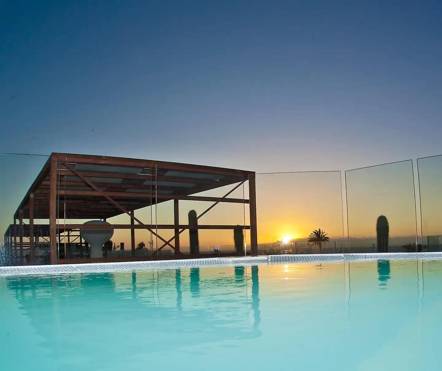 Alexandre Hotel Gala POOL