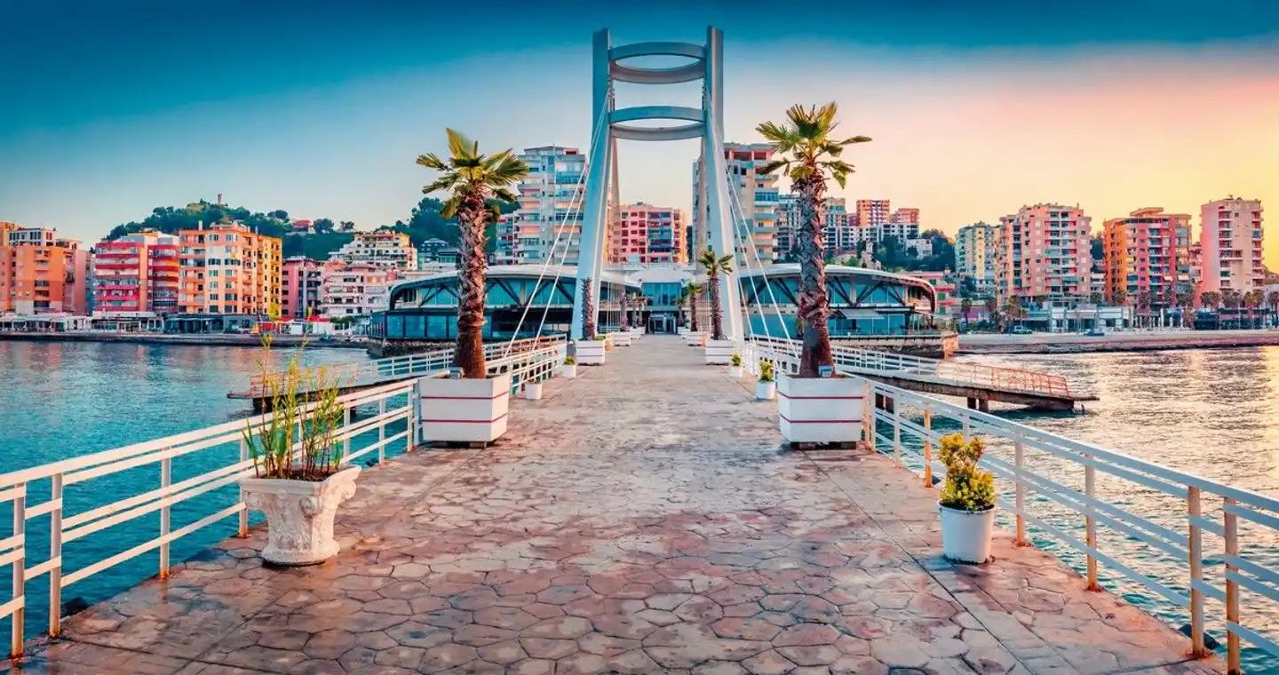 Albanien Rundreise & Baden Terrasse