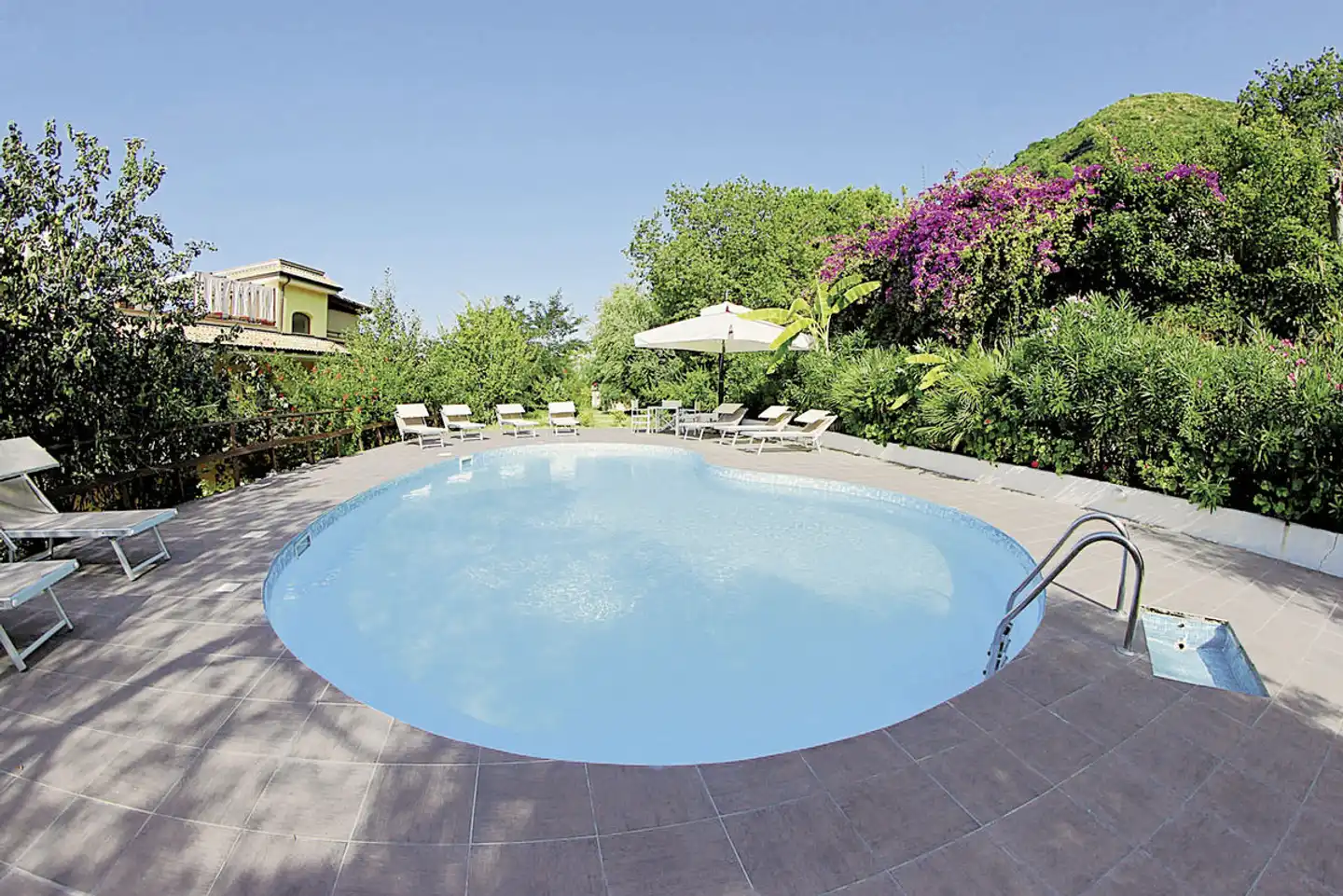 Kalabrien Rundreise Pool
