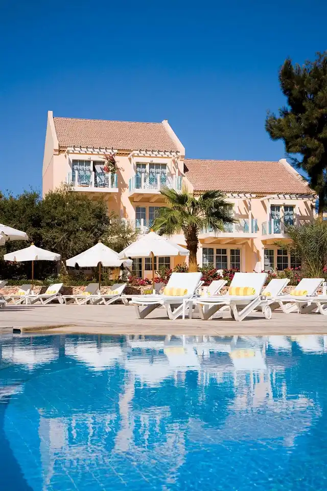 Mövenpick Resort & Spa El Gouna POOL